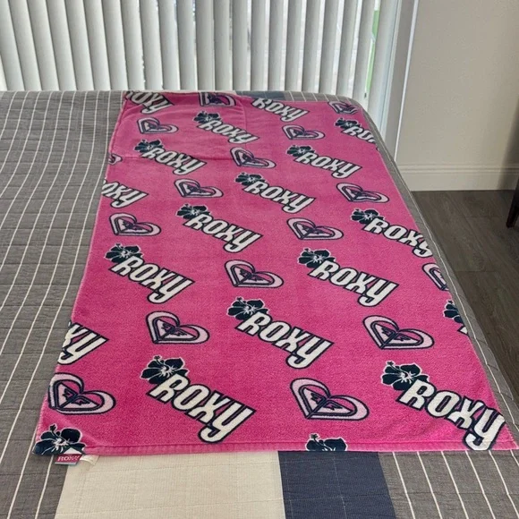 Beach Towel Backpack - Picture 3 of 6